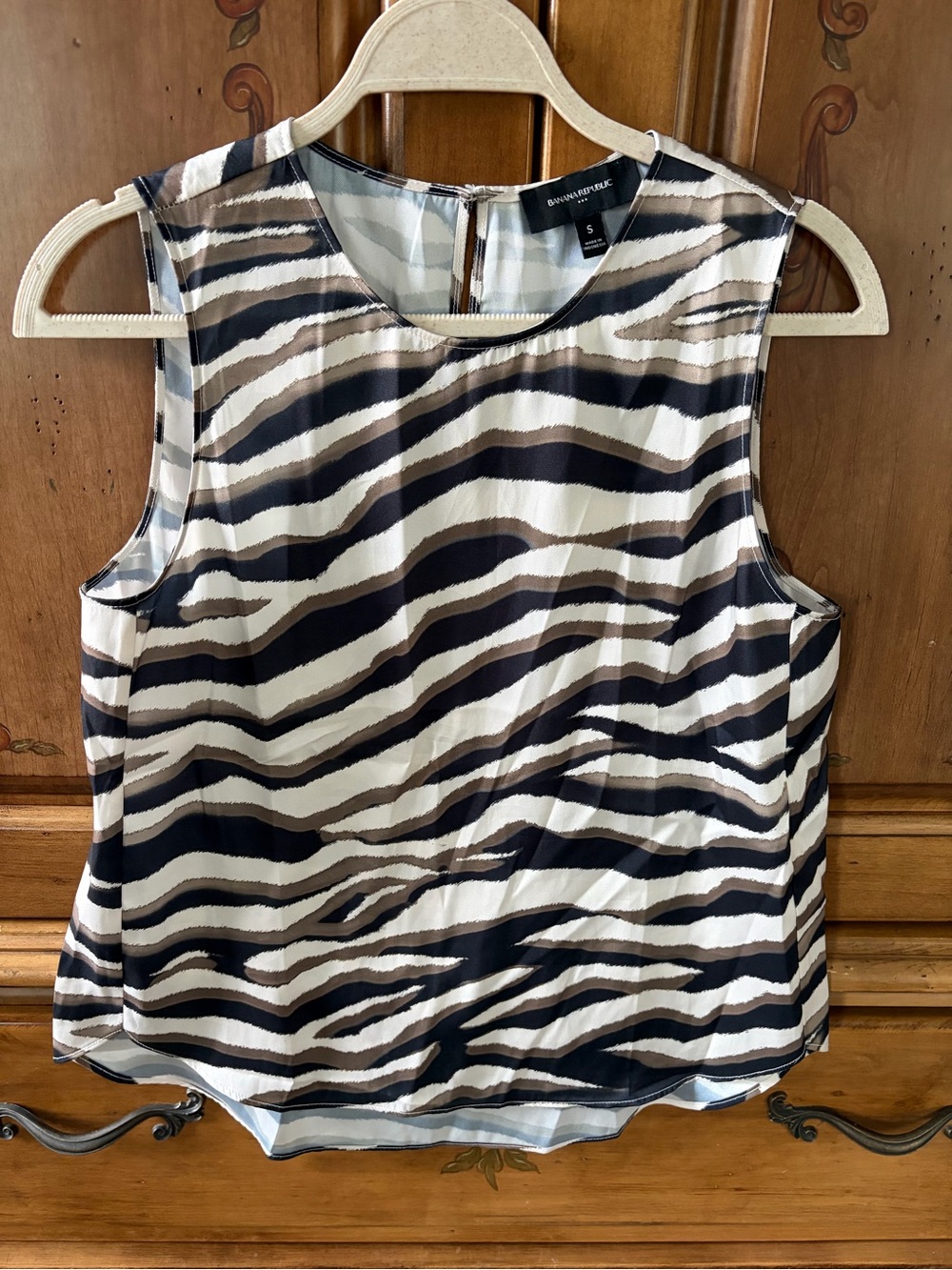 Banana Republic Zebra-Stripe Sleeveless Shell Top in Black, White & Brown